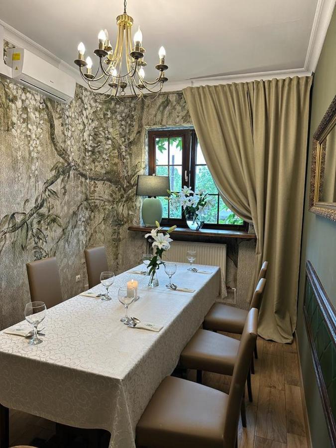 Hotel Kresowianka Конин Экстерьер фото