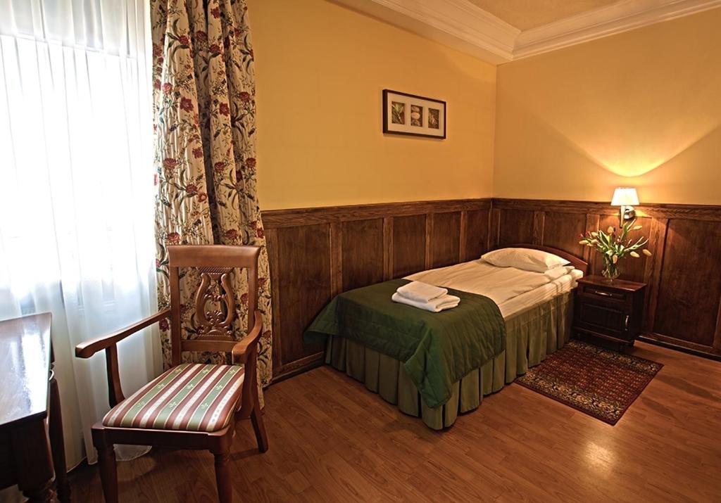 Hotel Kresowianka Конин Номер фото